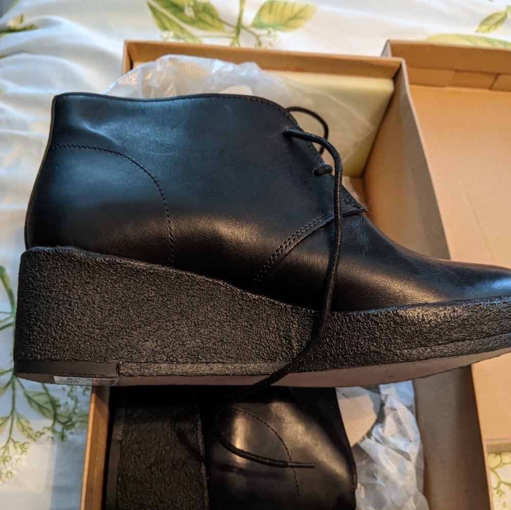 Black Clark's Boots W8.5